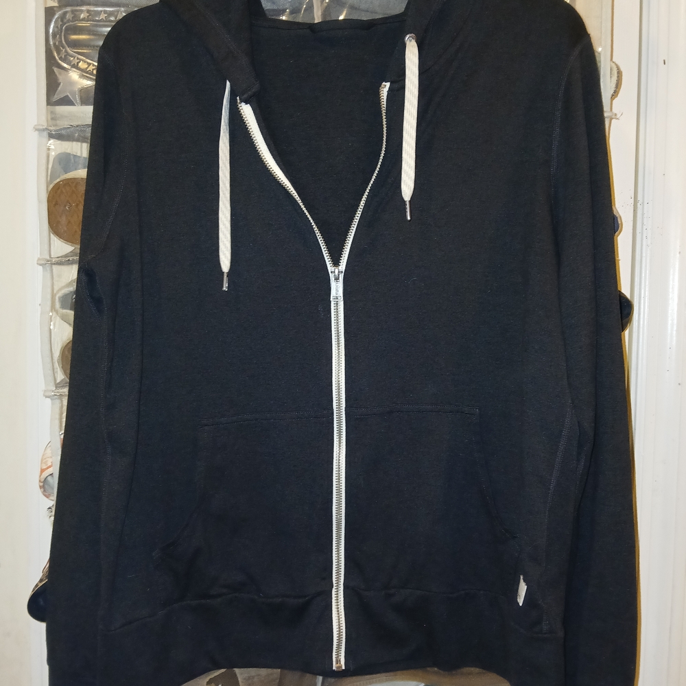 Vuori Black Full-Zip Hoodie with White Drawstrings